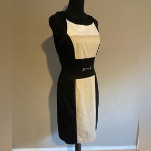 WHBM Ladies Size 4 White Black Cream Dress